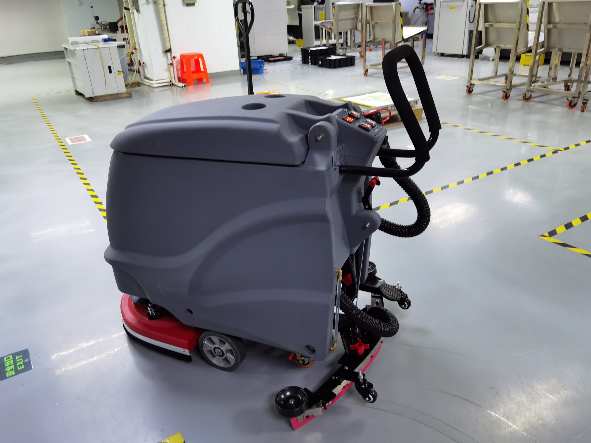 揚(yáng)子手推洗地機(jī)的維護(hù)技巧 揚(yáng)子手推洗地機(jī)的維護(hù)技巧