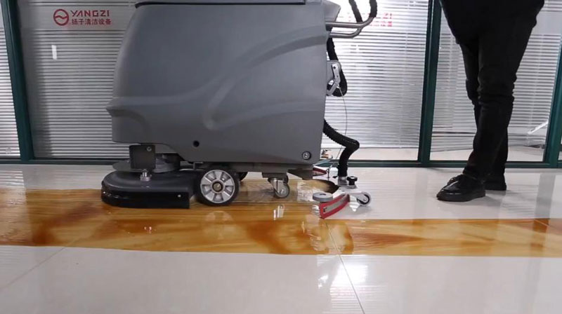 工業(yè)清潔機:維護和保養(yǎng)您的地板 工業(yè)清潔機:維護和保養(yǎng)您的地板