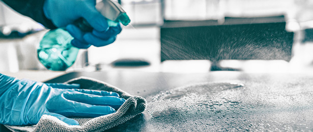 對高風險區域進行清潔和消毒