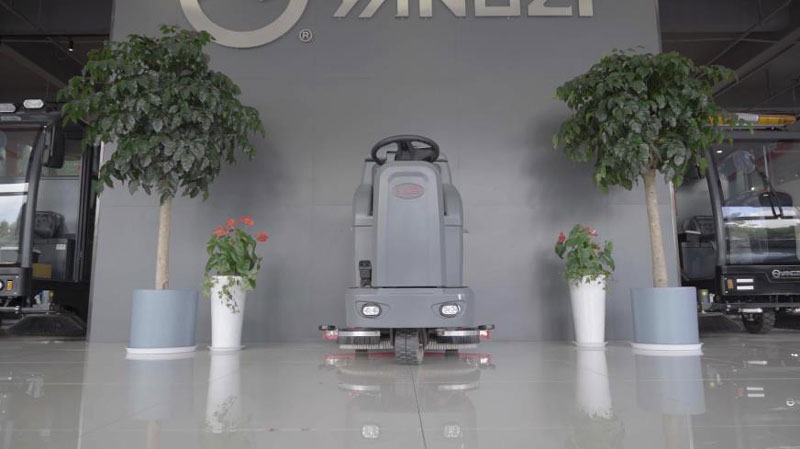 X7/X8洗地機用于工業(yè)清洗 X7/X8洗地機用于工業(yè)清洗