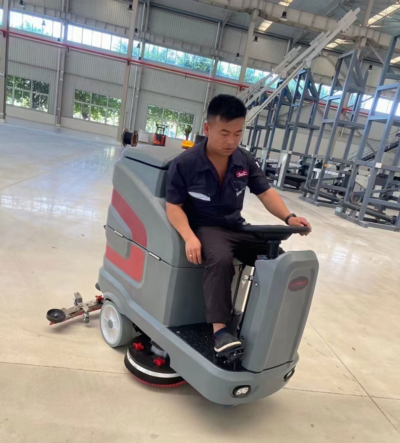 工廠使用工業洗地機的好處有哪些呢