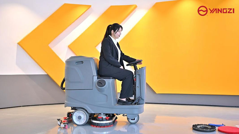 如何對(duì)較大的地板區(qū)域進(jìn)行消毒 如何對(duì)較大的地板區(qū)域進(jìn)行消毒