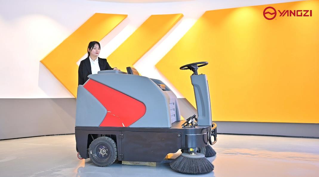 掃地機(jī)相對于人工掃地的優(yōu)勢 掃地機(jī)相對于人工掃地的優(yōu)勢